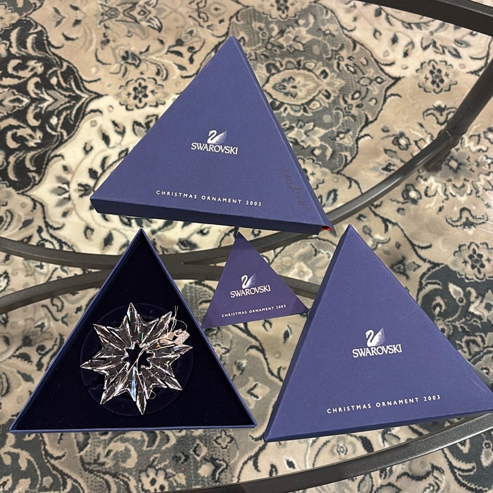 Swarovski Annual Christmas Crystal Snowflake Ornament 2003 New in Box